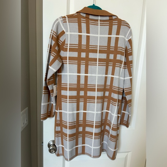 Autumn Skye - Picture 3 of 7